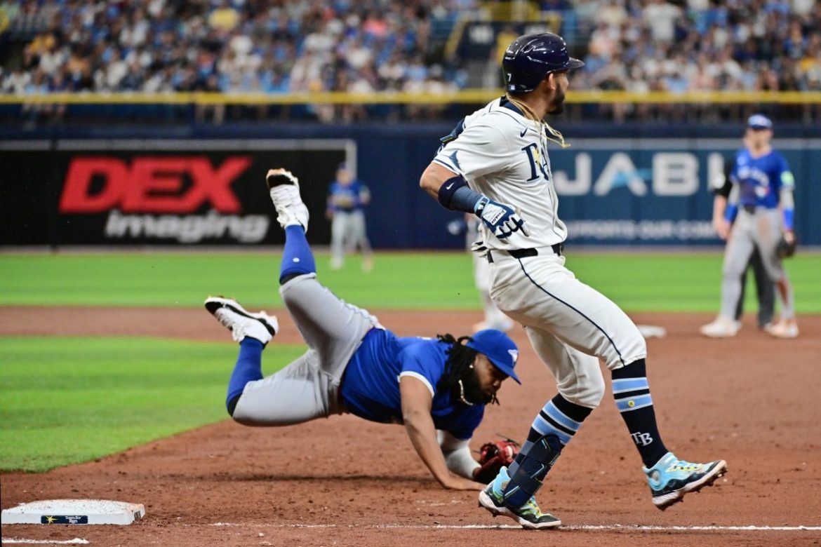 AL East Showdown: Rays Visit Blue Jays in Pivotal Matchup