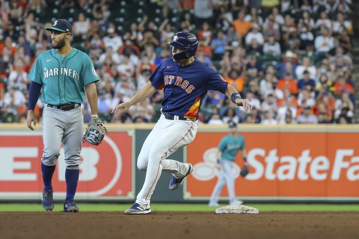 Red-Hot Astros Aim to Overpower Stumbling Mariners in Crucial AL West Clash