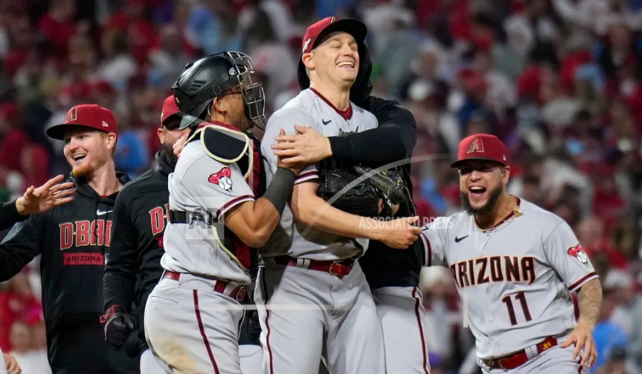 Diamondbacks’ Hot Streak vs. Guardians’ Slump: A Clash of Contending Forces