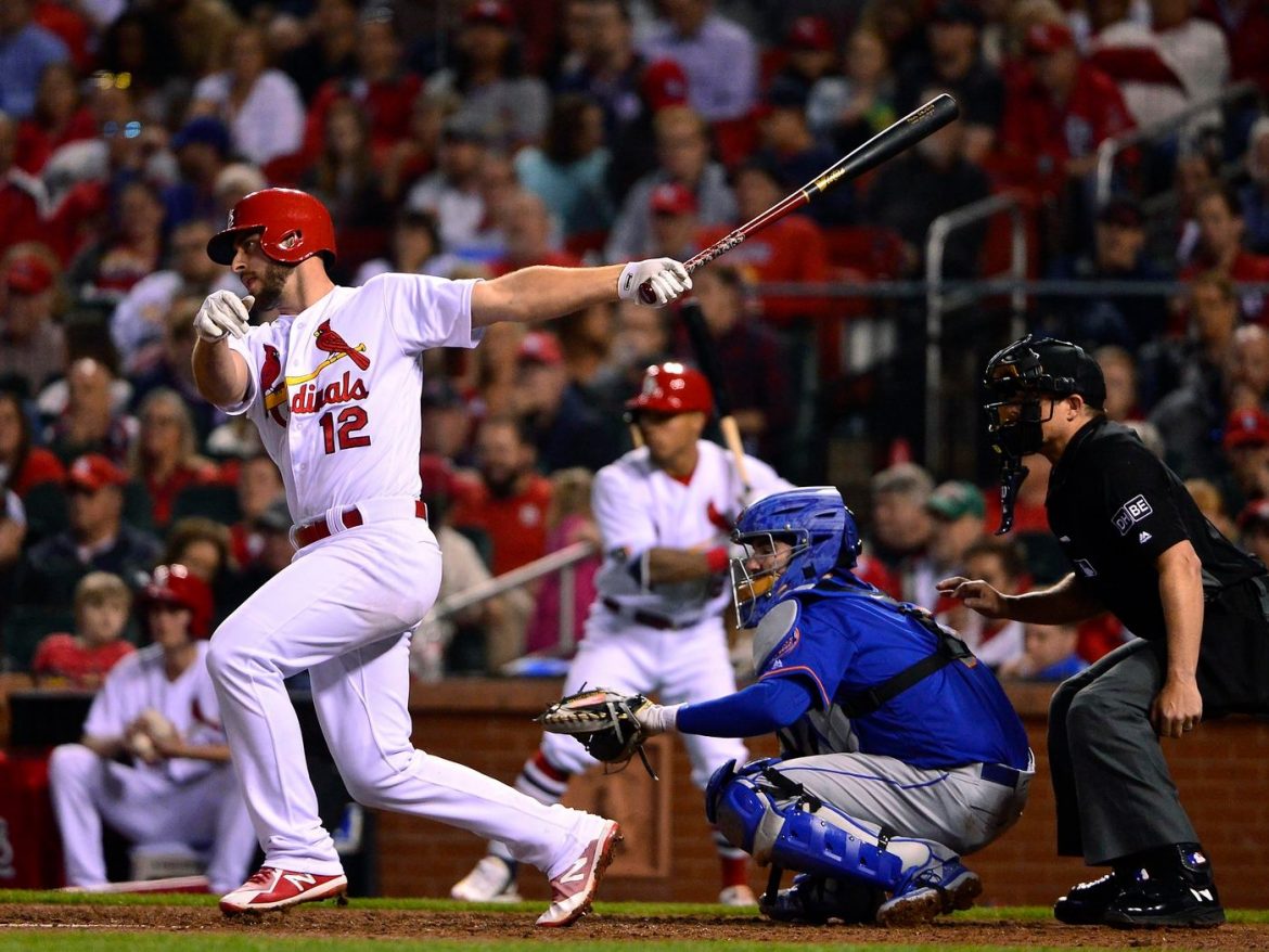 Cardinals Aim to Defend Home Turf Against Mets