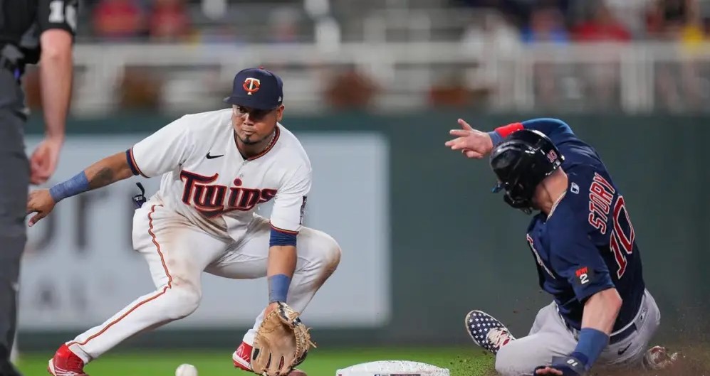 Twins Aim to Extend Dominance as White Sox Seek Breakthrough