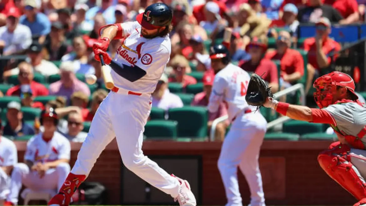 Busch Stadium Buzzes as Pirates Seek to Derail Cardinals’ Late-Season Momentum