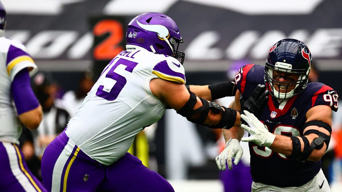 Clash of the Unbeatens: Texans and Vikings Set for Epic Showdown