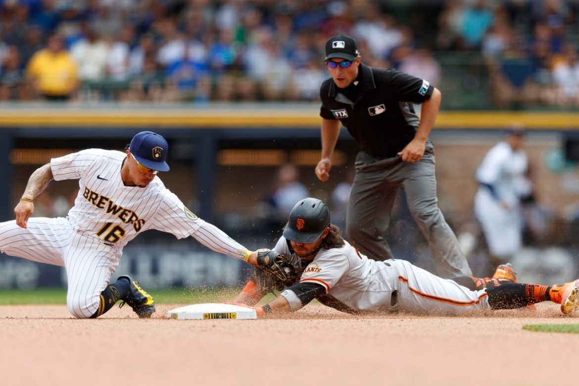 Giants at the Gate: San Francisco Aim to Stop Milwaukee’s Surge!