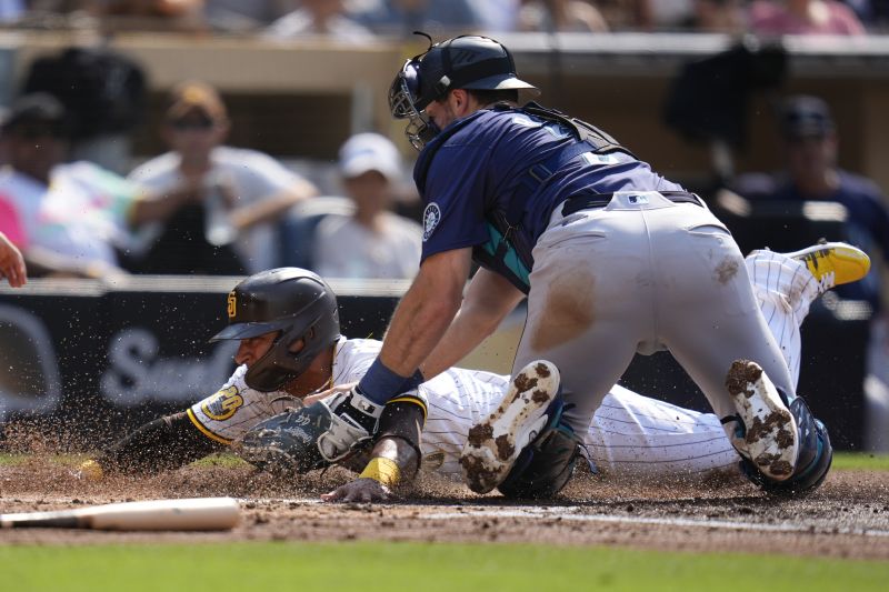 Playoff Aspirations on the Line as the Padres and Mariners Meet Under the Lights