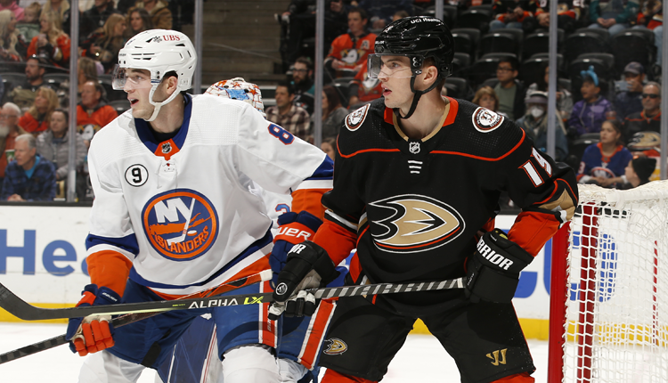 Can the Ducks Quack Their Way to Victory Against the Islanders?