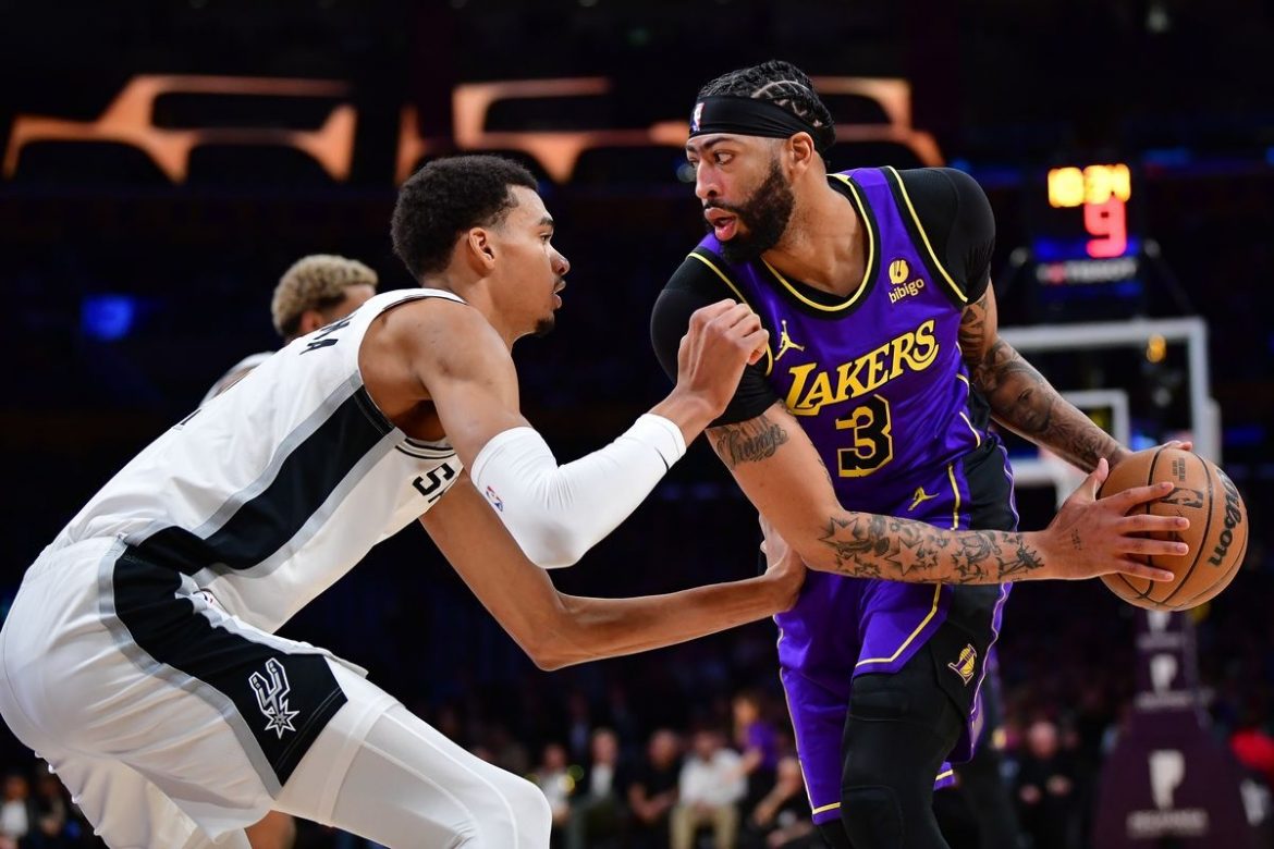 Hoops Heat in the Heart of Texas: Lakers Challenge Spurs!