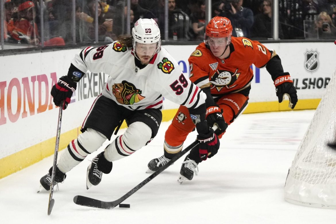 Will Home Ice Be Enough for Chicago Against a Healthy Anaheim?