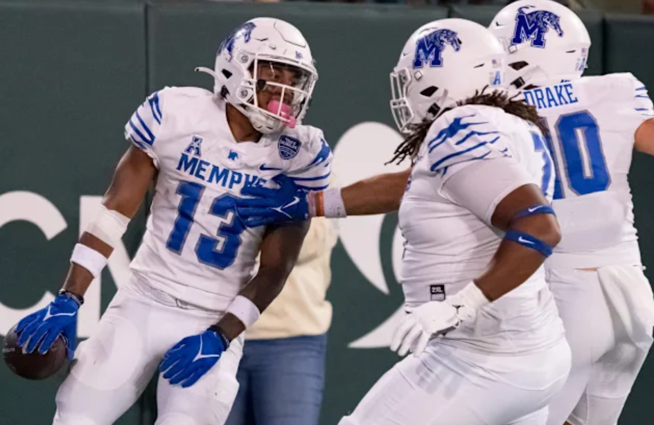 See How Style Differences Force a Specific Scoring Trend for Navy vs Memphis Football