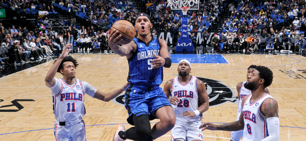 Fading the Public: The Case for Taking the Points with Philadelphia