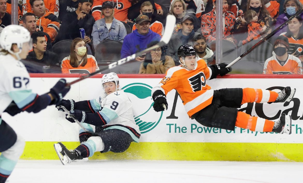 Can the Kraken Defend Home Ice Against the Surging Flyers? Game Breakdown