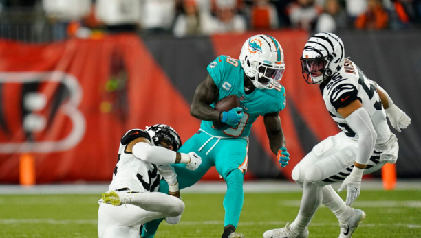 AI’s Innovative Angle on the Bengals vs Dolphins Showdown