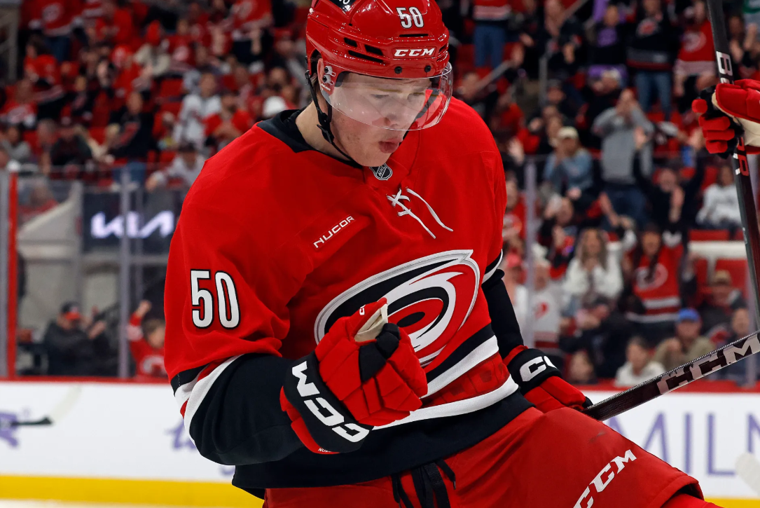 Tonight’s Clear Path for Hurricanes Over Blues