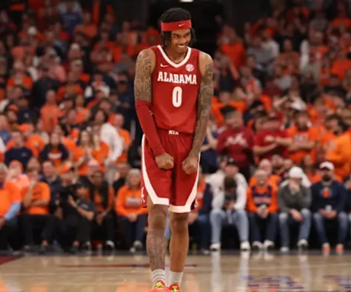 Scale Accuracy for the Alabama Offensive Masterclass with Model-Driven Data