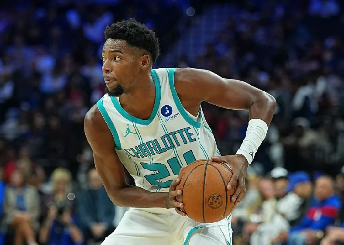 Hornets Balanced Roster Dynamics Take Focus in Barclays Center Road Action
