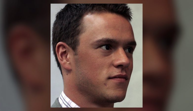 Jonathan Toews Retires After Decorated NHL Career with Blackhawks