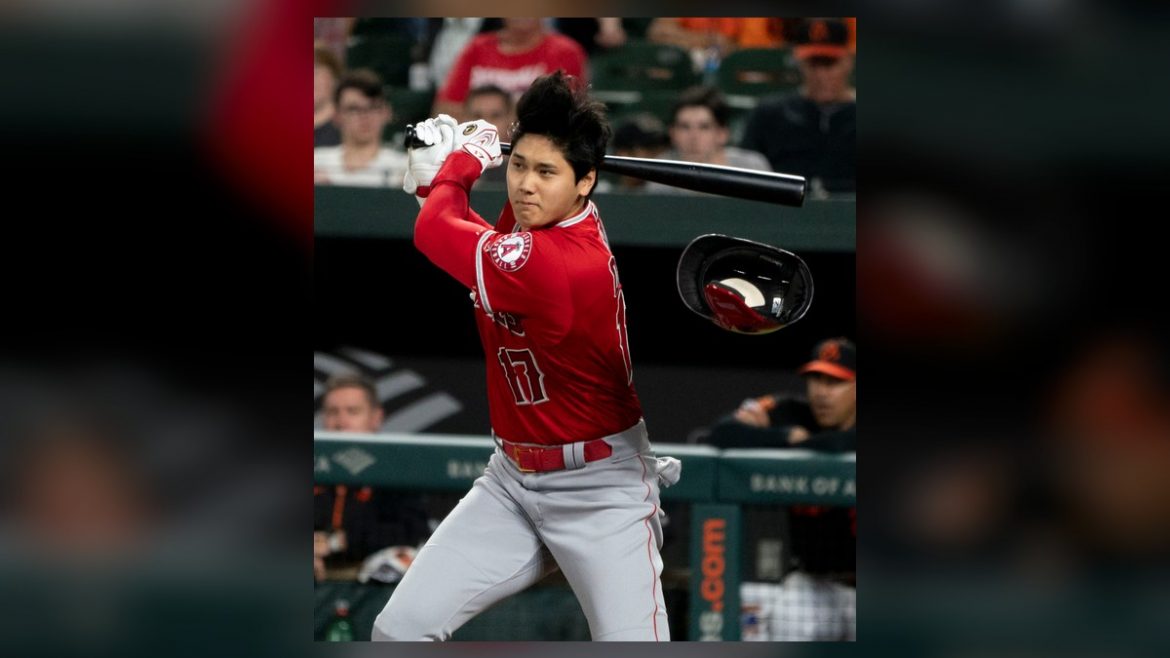 Shohei Ohtani Pitches Through Knee Inflammation as Dodgers Manage His Workload