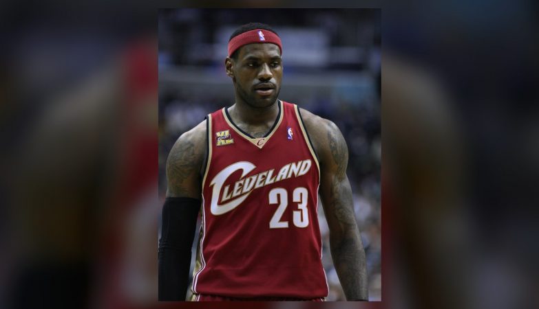 Warriors Trade Chatter Centers on LeBron James, Anthony Davis as NBA Offseason Opens