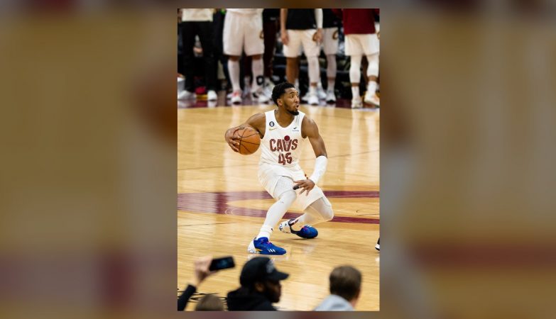 NBA Contract Pressure Could Make Donovan Mitchell, De'Aaron Fox Trade Candidates in the Next Cap Crunch