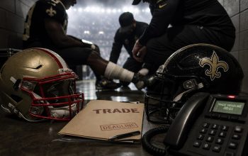 Saints-49ers Linebacker Trade Report Emerges After Alvin Kamara Injury